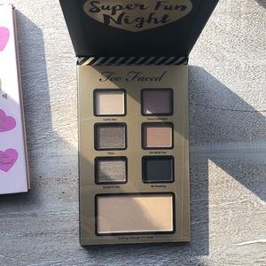 TOO FACED EYESHADOW PALLETE